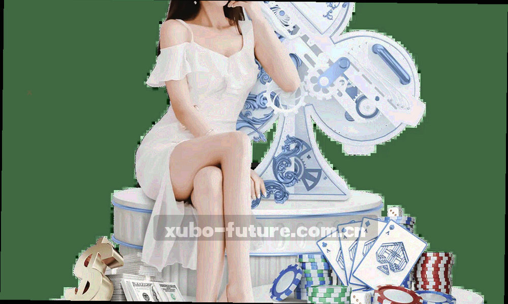 教育、零售、制造、文化创意与本地生活五类行业的抽象图标横向排列，靛蓝底色配浅青线条